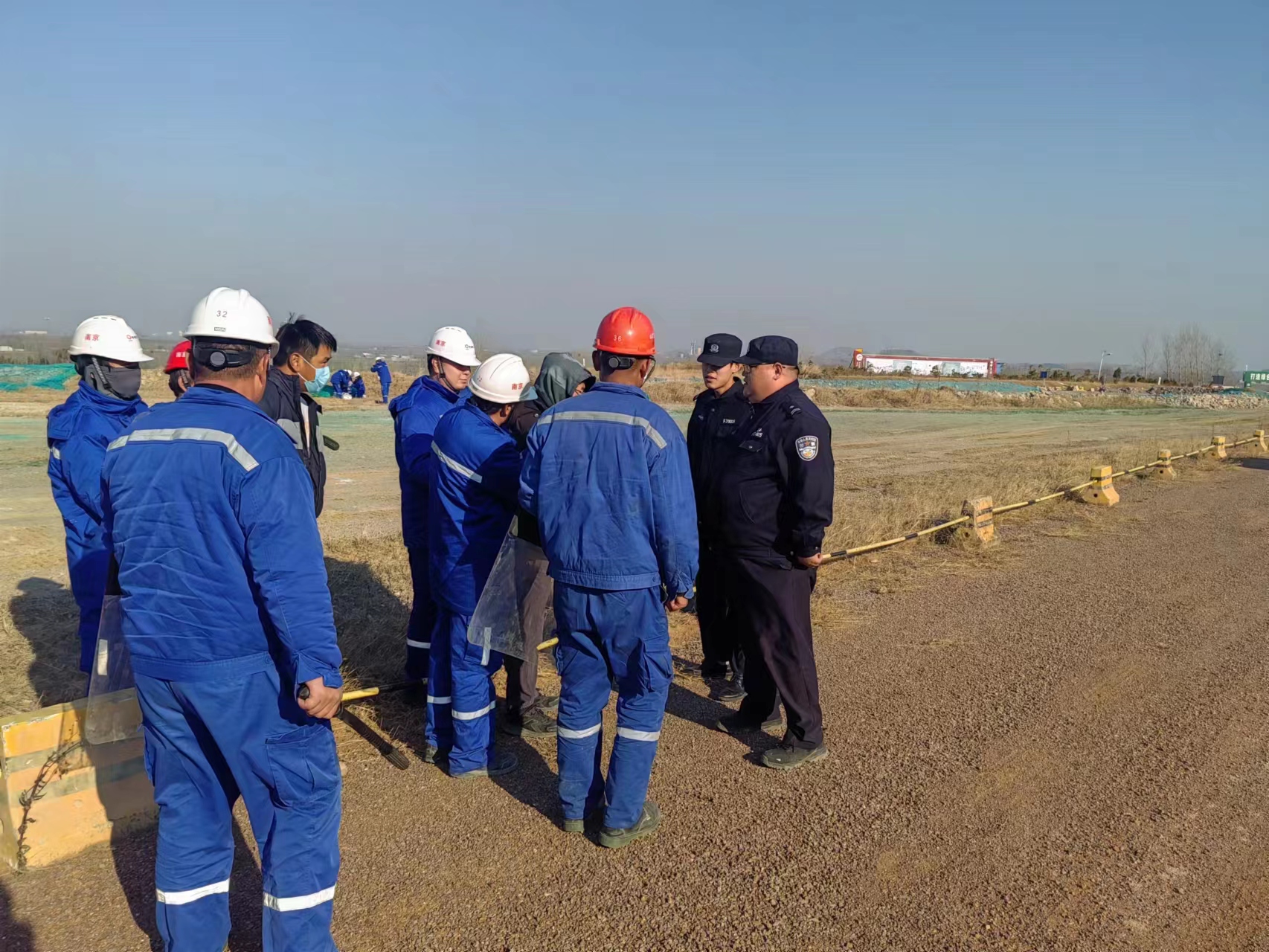 1703061774427846.jpg 1702fa66478eb74d0758971ae82a35f.jpg